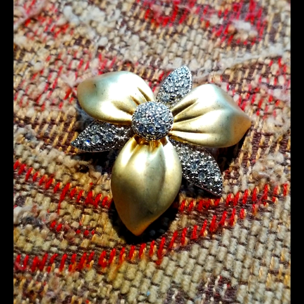Swarovski Orchid Brooch - Picture 6 of 14